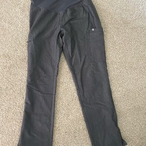 Figs maternity yola size medium gray scrub bottoms